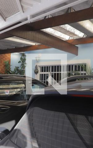 Casa à venda com 350m², 5 quartos e 2 vagasGaragem