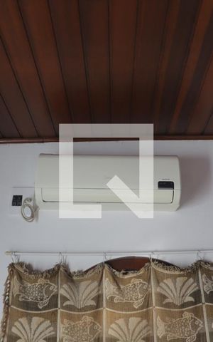 Casa à venda com 350m², 5 quartos e 2 vagasSala de TV
