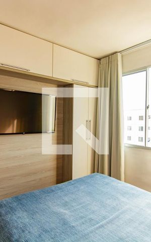 Apartamento para alugar com 47m², 2 quartos e 1 vaga Apartamento para alugar com 47m², 2 quartos e 1 vagaQuarto