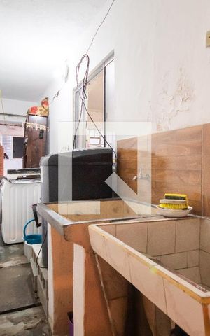 Casa à venda com 366m², 8 quartos e 5 vagas Casa à venda com 366m², 8 quartos e 5 vagasÁrea de Serviço
