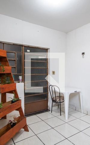 Casa à venda com 366m², 8 quartos e 5 vagas Casa à venda com 366m², 8 quartos e 5 vagasQuintal