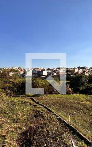 Casa à venda com 270m², 3 quartos e 2 vagas Casa à venda com 270m², 3 quartos e 2 vagasVista suíte