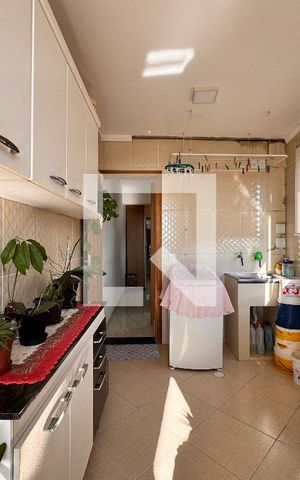 Casa à venda com 270m², 3 quartos e 2 vagas Casa à venda com 270m², 3 quartos e 2 vagasLavanderia