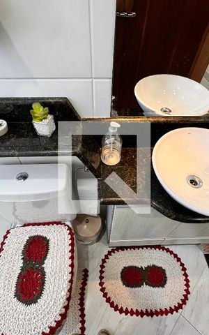 Casa à venda com 270m², 3 quartos e 2 vagas Casa à venda com 270m², 3 quartos e 2 vagasBanheiro