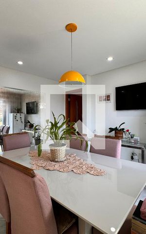 Casa à venda com 270m², 3 quartos e 2 vagas Casa à venda com 270m², 3 quartos e 2 vagasCozinha