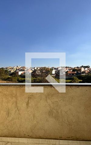 Casa à venda com 270m², 3 quartos e 2 vagas Casa à venda com 270m², 3 quartos e 2 vagasSacada