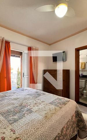Casa à venda com 270m², 3 quartos e 2 vagas Casa à venda com 270m², 3 quartos e 2 vagasSuite 2
