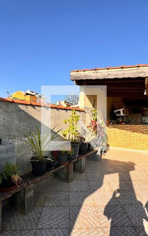 Casa à venda com 270m², 3 quartos e 2 vagas Casa à venda com 270m², 3 quartos e 2 vagasVaranda gourmet