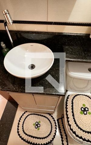 Casa à venda com 270m², 3 quartos e 2 vagas Casa à venda com 270m², 3 quartos e 2 vagasBanheiro suíte 3
