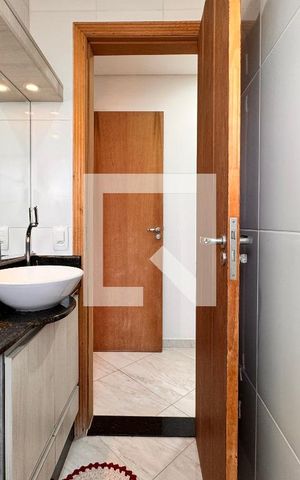Casa à venda com 270m², 3 quartos e 2 vagas Casa à venda com 270m², 3 quartos e 2 vagasBanheiro