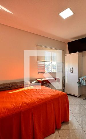 Casa à venda com 270m², 3 quartos e 2 vagas Casa à venda com 270m², 3 quartos e 2 vagasSuite 1