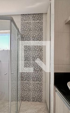 Casa à venda com 270m², 3 quartos e 2 vagas Casa à venda com 270m², 3 quartos e 2 vagasBanheiro suíte 1