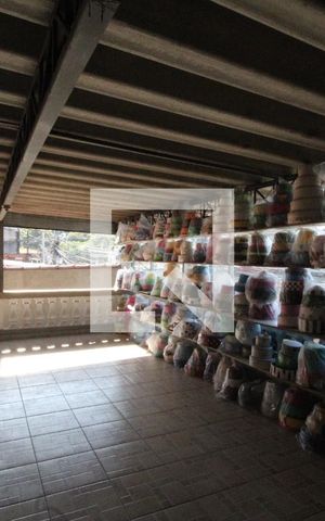 Casa à venda com 300m², 5 quartos e 3 vagasQuintal - casa 2