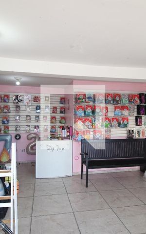 Casa à venda com 300m², 5 quartos e 3 vagasGaragem