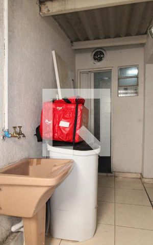 Casa à venda com 300m², 5 quartos e 3 vagasÁrea de Serviço - casa 2