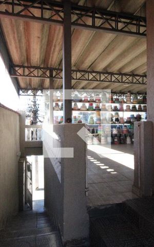 Casa à venda com 300m², 5 quartos e 3 vagasQuintal