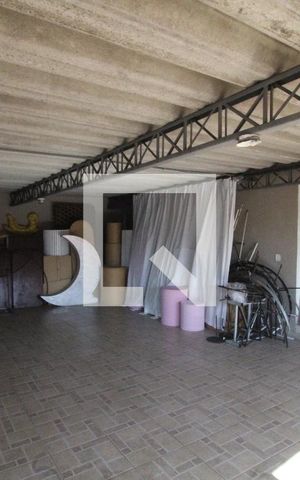 Casa à venda com 300m², 5 quartos e 3 vagasQuintal - casa 2