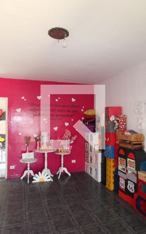 Casa à venda com 300m², 5 quartos e 3 vagasSala - casa 2