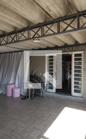 Casa à venda com 300m², 5 quartos e 3 vagasQuintal - casa 2