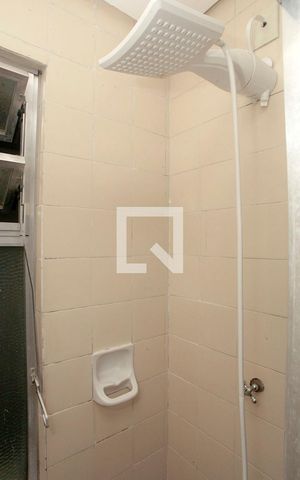 Apartamento à venda com 43m², 2 quartos e sem vagaBanheiro