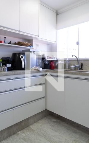 Apartamento à venda com 67m², 2 quartos e 1 vagaCozinha