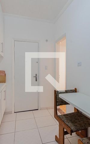 Apartamento à venda com 106m², 4 quartos e sem vaga Apartamento à venda com 106m², 4 quartos e sem vagaCopa