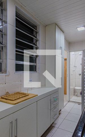 Apartamento à venda com 106m², 4 quartos e sem vaga Apartamento à venda com 106m², 4 quartos e sem vagaCozinha