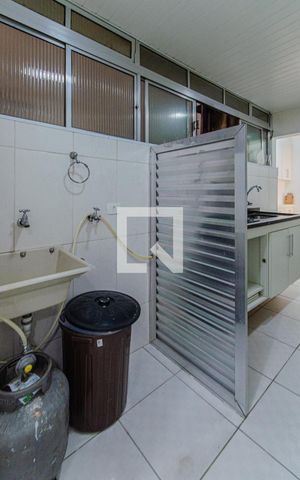 Apartamento à venda com 106m², 4 quartos e sem vaga Apartamento à venda com 106m², 4 quartos e sem vagaÁrea de Serviço