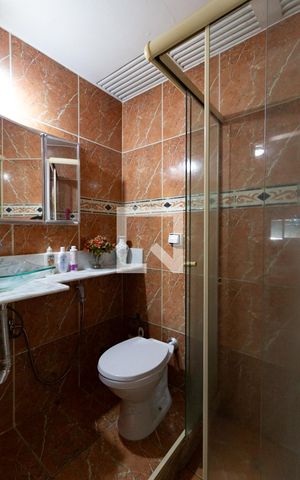 Apartamento à venda com 100m², 3 quartos e 1 vaga Apartamento à venda com 100m², 3 quartos e 1 vagaBanheiro social