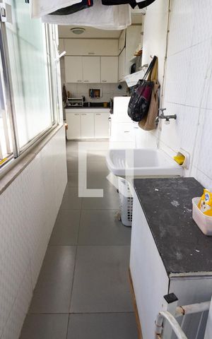 Apartamento à venda com 100m², 3 quartos e 1 vaga Apartamento à venda com 100m², 3 quartos e 1 vagaDetalhe da área de serviço