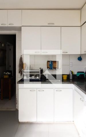 Apartamento à venda com 100m², 3 quartos e 1 vaga Apartamento à venda com 100m², 3 quartos e 1 vagaDetalhe da cozinha