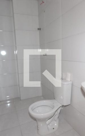 Apartamento à venda com 33m², 1 quarto e sem vagaBanheiro