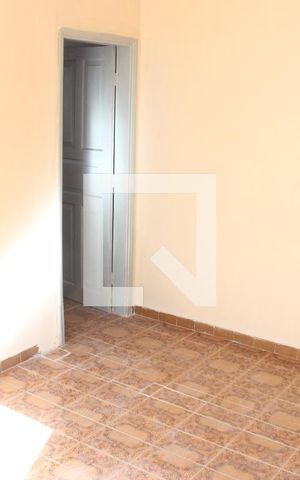 Casa para alugar com 75m², 1 quarto e 1 vagaSala