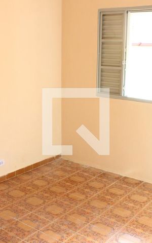 Casa para alugar com 75m², 1 quarto e 1 vagaSala