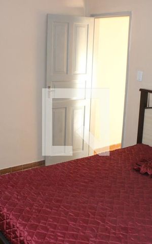 Casa para alugar com 75m², 1 quarto e 1 vagaQuarto