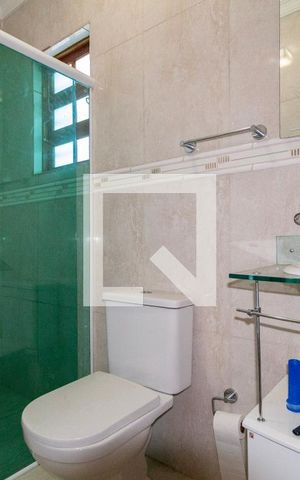 Casa à venda com 500m², 4 quartos e 2 vagas Casa à venda com 500m², 4 quartos e 2 vagasBanheiro - Social 1