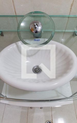 Casa à venda com 500m², 4 quartos e 2 vagas Casa à venda com 500m², 4 quartos e 2 vagasDetalhe Banheiro - Suíte 1