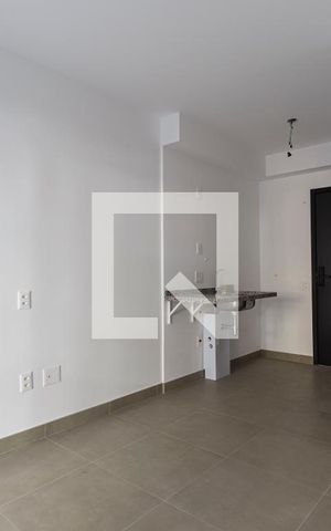 Studio à venda com 33m², 1 quarto e sem vaga Studio à venda com 33m², 1 quarto e sem vagaSala/Quarto