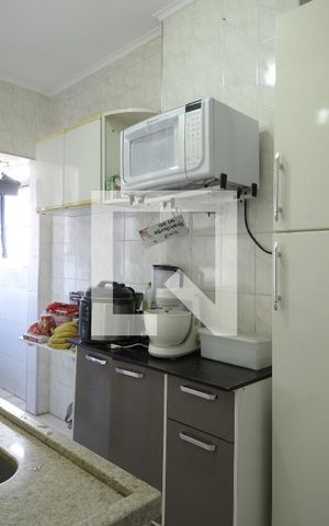 Apartamento para alugar com 81m², 2 quartos e 1 vagaCozinha