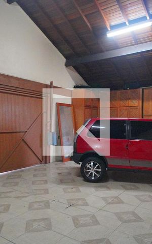 Casa à venda com 303m², 5 quartos e 3 vagasGaragem
