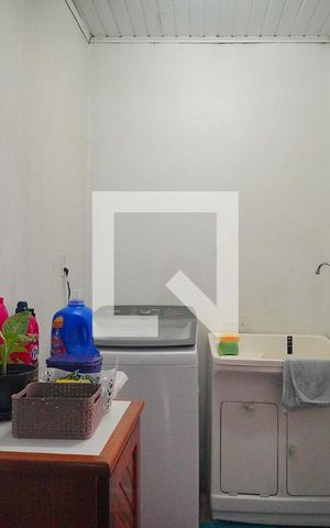 Casa à venda com 303m², 5 quartos e 3 vagasÁrea de Serviço