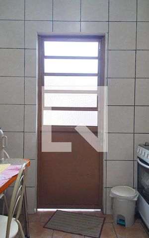 Casa à venda com 303m², 5 quartos e 3 vagasCozinha 1