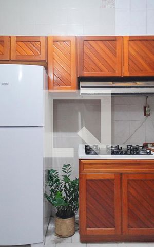 Casa à venda com 303m², 5 quartos e 3 vagascozinha 2