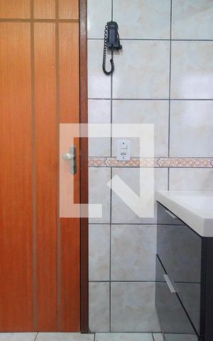 Casa à venda com 303m², 5 quartos e 3 vagasBanheiro 1