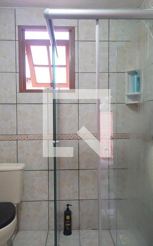 Casa à venda com 303m², 5 quartos e 3 vagasBanheiro 1