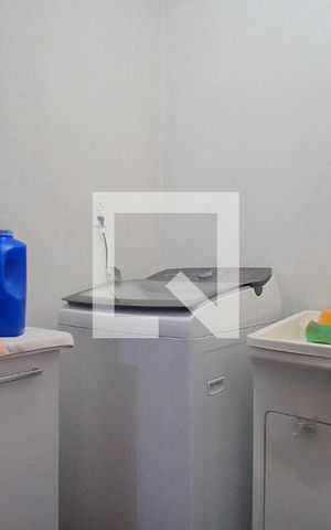 Casa à venda com 303m², 5 quartos e 3 vagasÁrea de Serviço