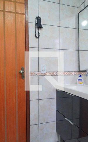 Casa à venda com 303m², 5 quartos e 3 vagasBanheiro 1