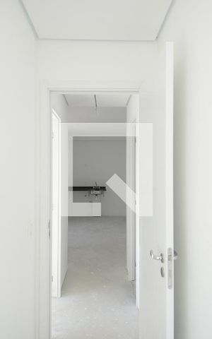 Apartamento à venda com 69m², 2 quartos e 1 vagaCorredor