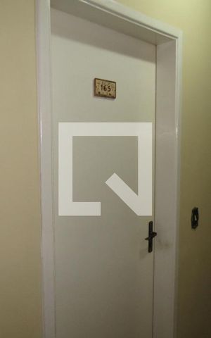 Apartamento à venda com 60m², 2 quartos e 2 vagasEntrada Apartamento