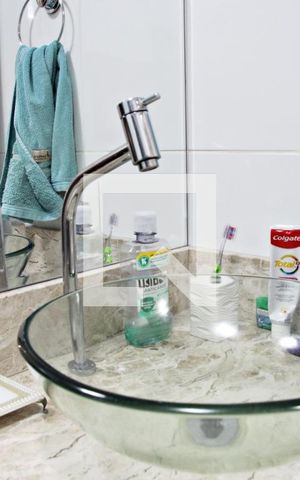 Apartamento à venda com 54m², 2 quartos e 1 vagaBanheiro social 